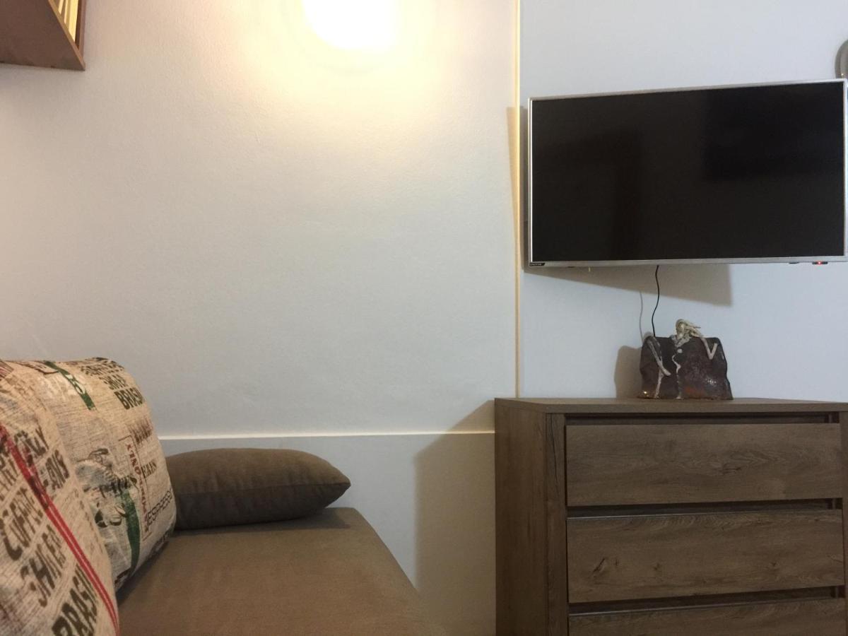 Apartma إيزولا المظهر الخارجي الصورة