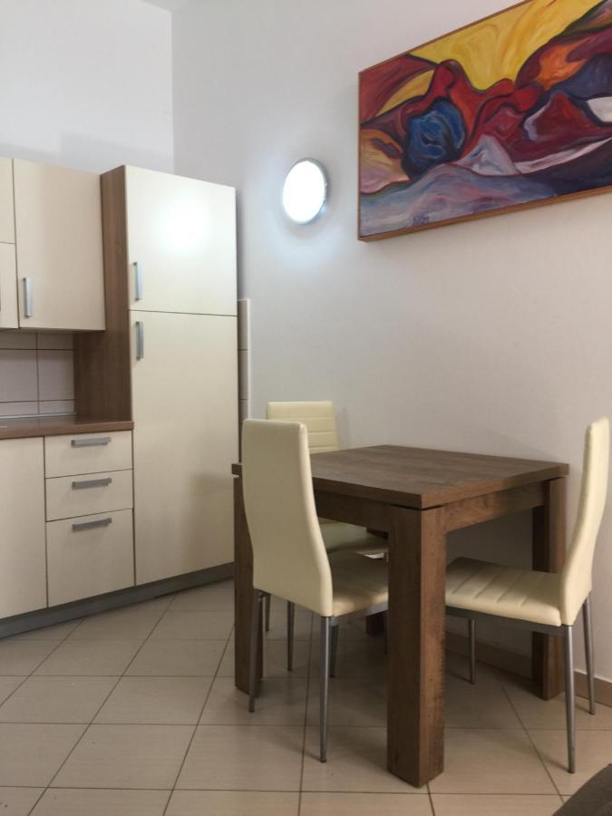 Apartma إيزولا المظهر الخارجي الصورة
